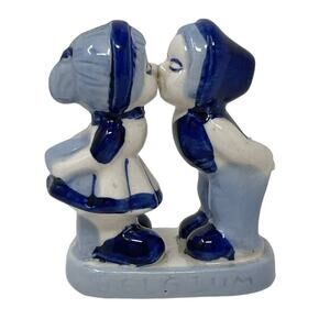 Vintage Delft Blue & White Kissing Couple Boy Girl Dutch Belgium Figurine VDF